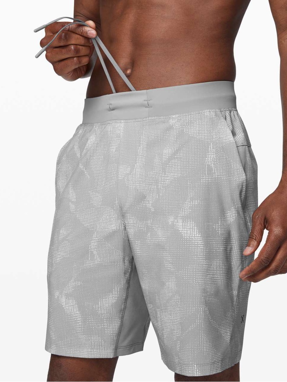 Lululemon T.H.E. Short 9" *Linerless Illusion White Light Cast Size L